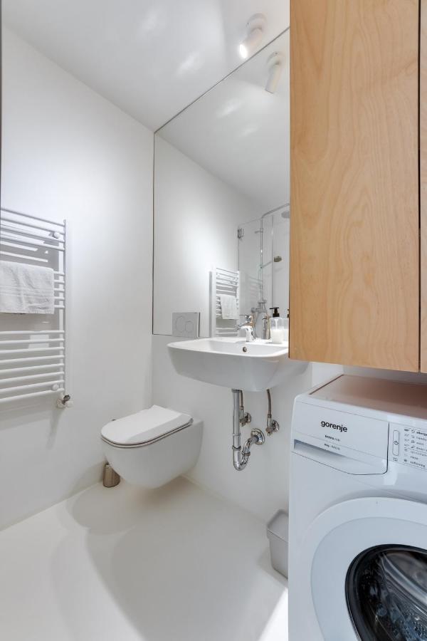Elegant Studio Apartment With Panoramic View Nova Gorica Luaran gambar
