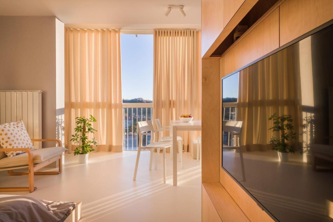 Elegant Studio Apartment With Panoramic View Nova Gorica Luaran gambar